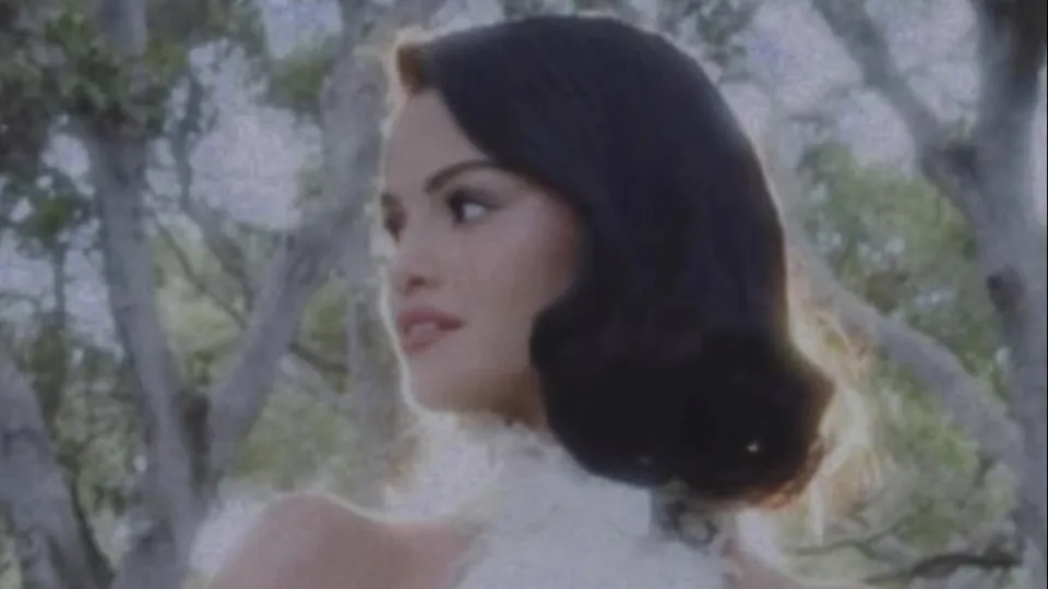 Selena Gomez decide 'excluir' a mãe do seu casamento